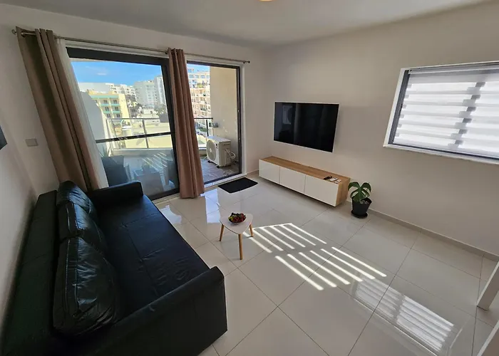 Family Holidays * St. Paul's Bay